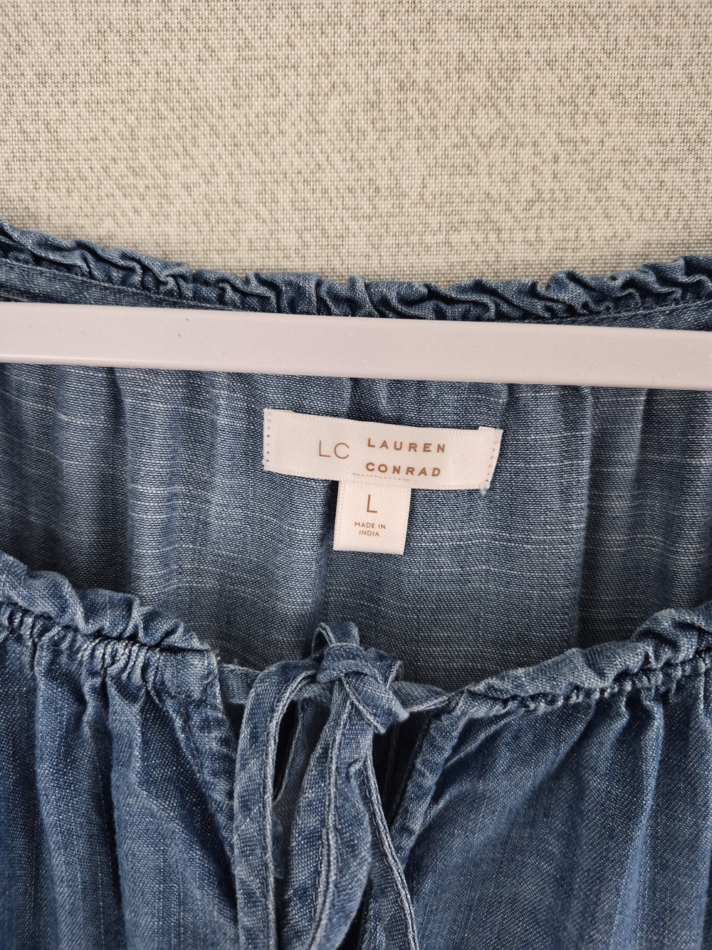 LC Lauren Conrad Blue Chambray Embroidered Tassel Peasant Blouse Size L SKU 0210 - Picture 8 of 12